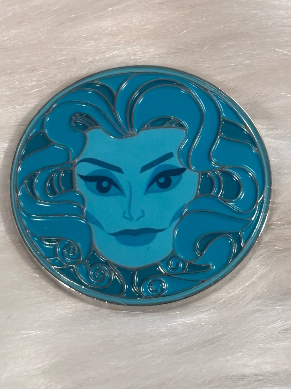 DS Store Main Attraction The Haunted Mansion Madame Leota Only Disney Pin